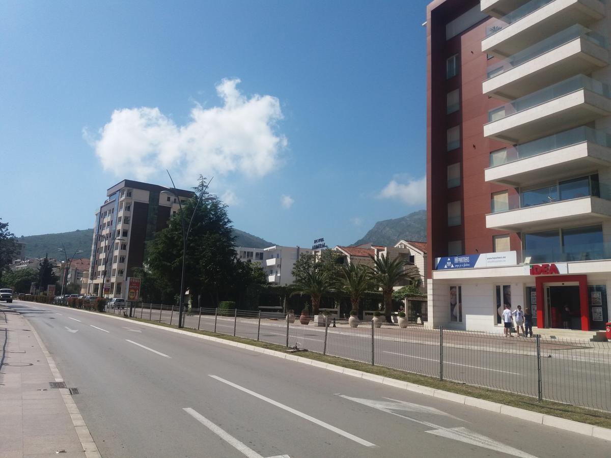 One Bedroom Apartment 500M From The Beach Budva Eksteriør billede