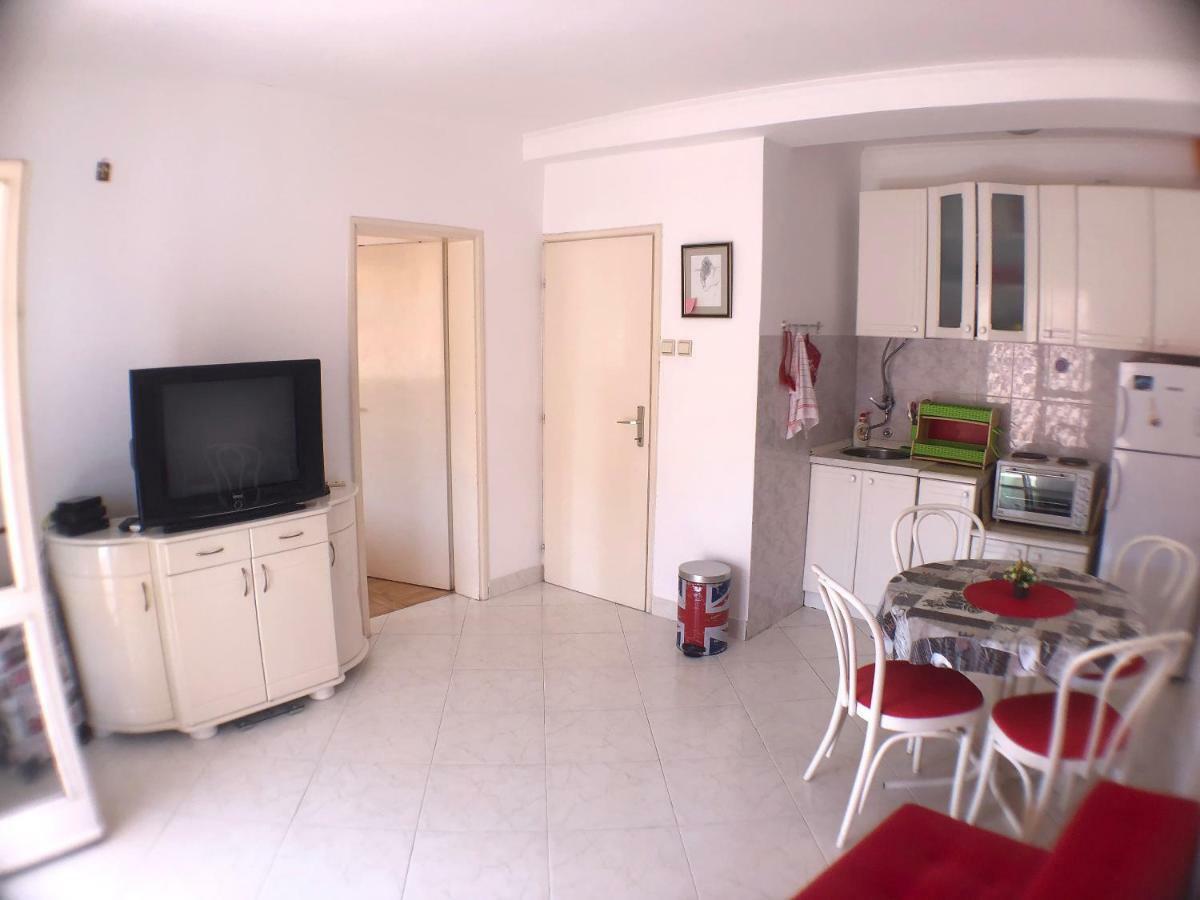 One Bedroom Apartment 500M From The Beach Budva Eksteriør billede